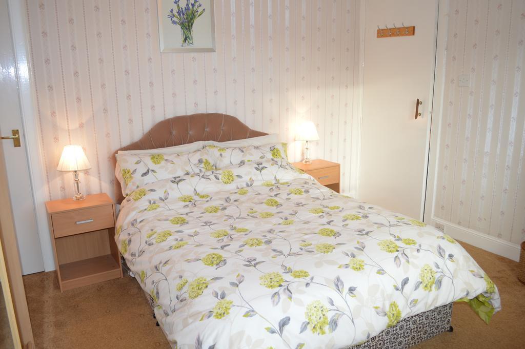 Hazel Bank Villa Apartment Dunoon Esterno foto