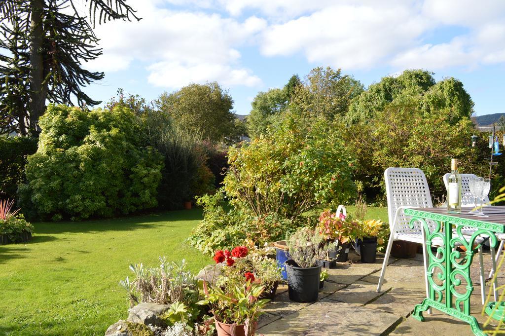 Hazel Bank Villa Apartment Dunoon Esterno foto
