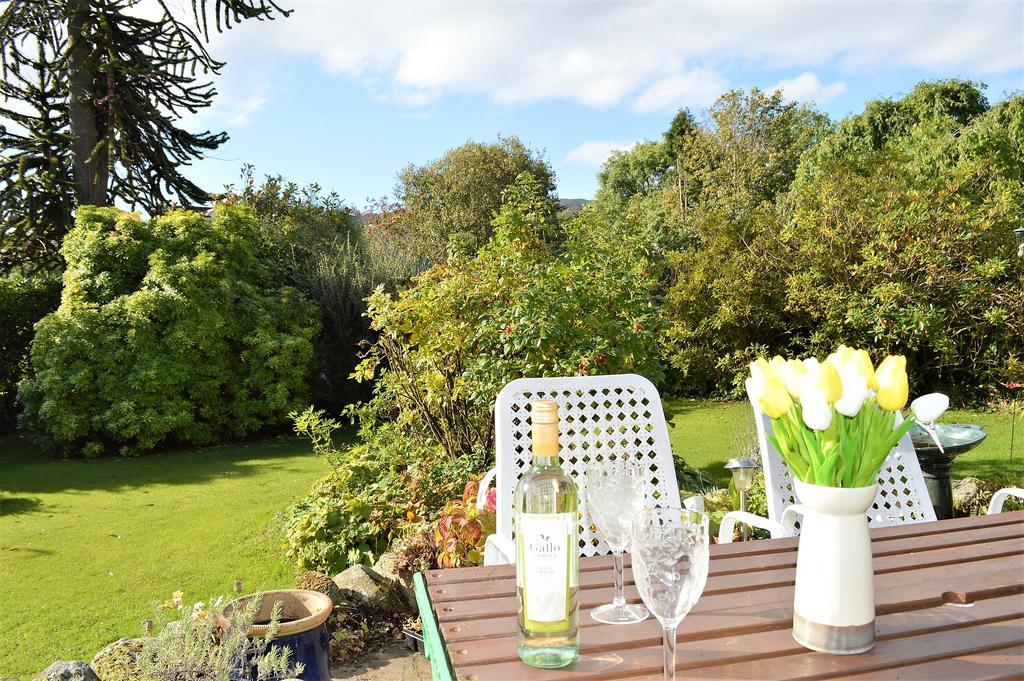 Hazel Bank Villa Apartment Dunoon Esterno foto